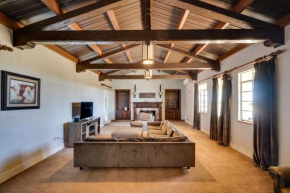 Secluded Ranch with Courtyard about 4 Mi to Odessa!
